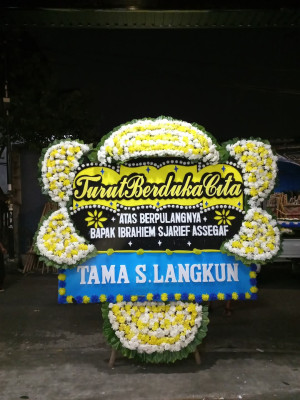 Papan Bunga Duka di Kilang